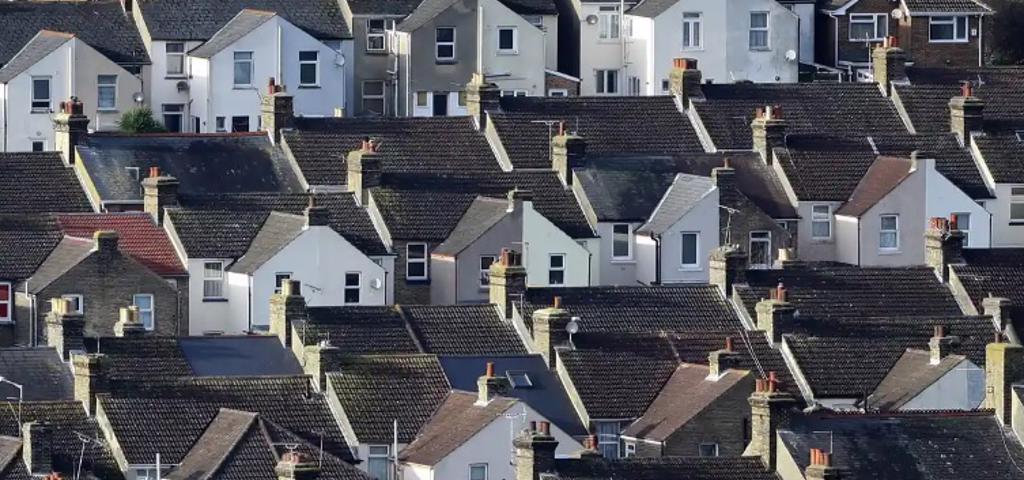 1.2M UK Households Insolvent in 2023 as a Direct Result of Higher Mortgage Repayments